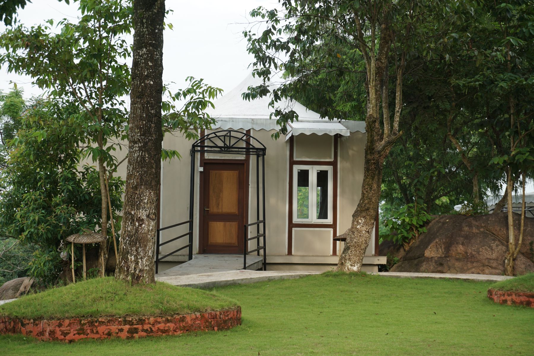 Niltava – Intimate Luxury Amidst Kaziranga’s Wild Beauty
