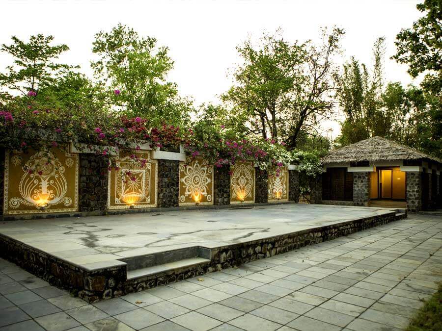 Bandhav Vilas-Bandhavgarh
